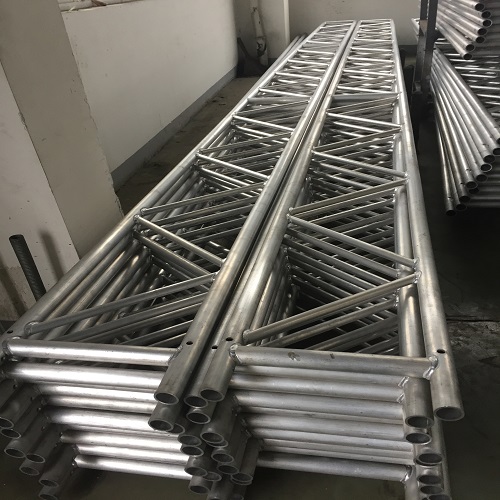 Poutre d'échelle en aluminium pour équipement de construction d'échafaudage